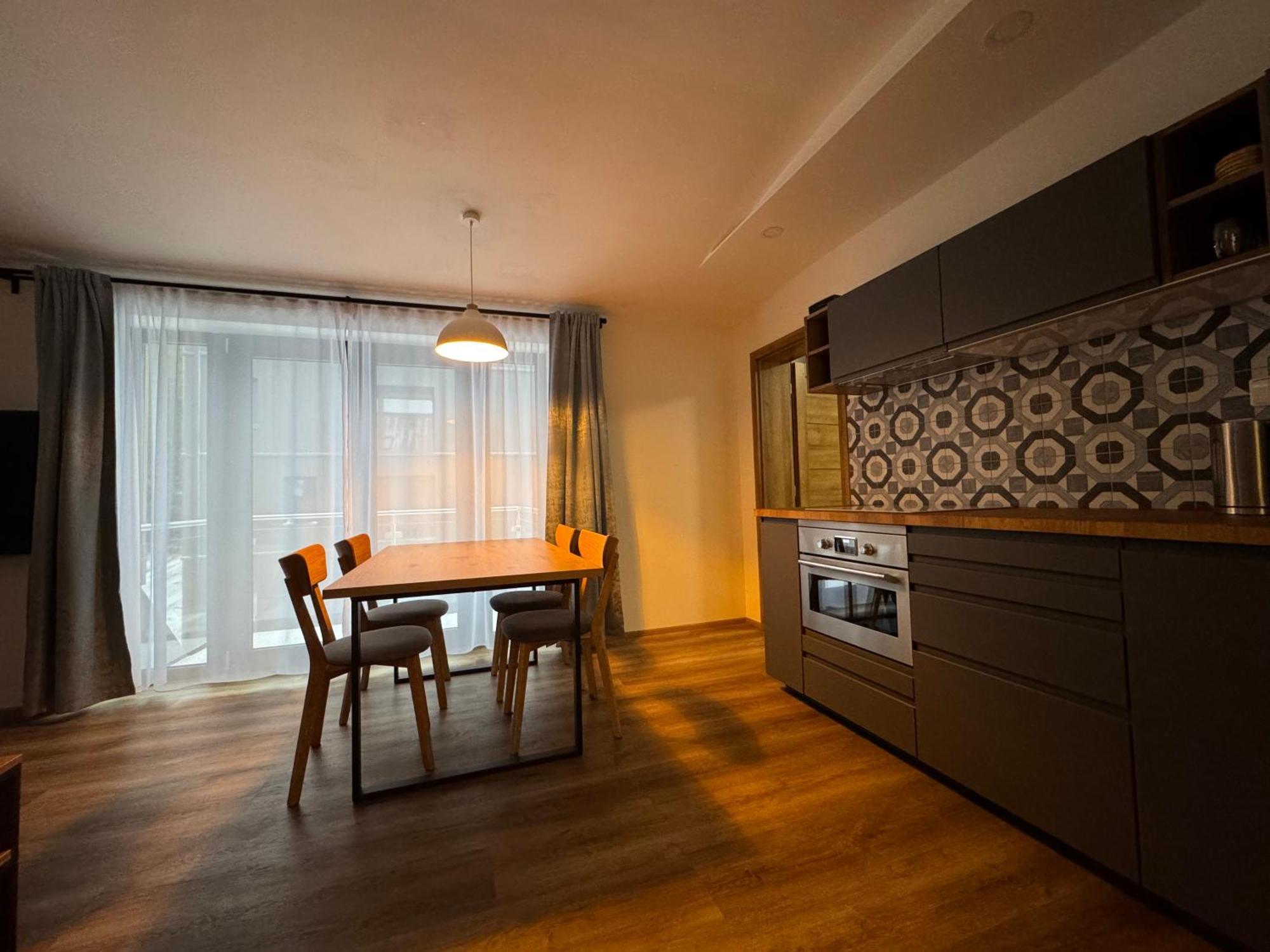 Apartment 7 Plesivec